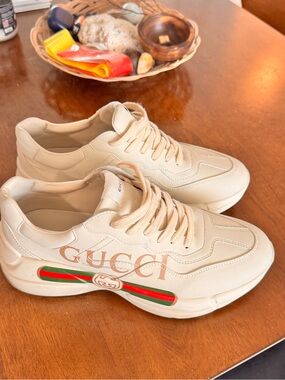 Gucci Cream Leather Sneakers with Red and Green Web Stripe